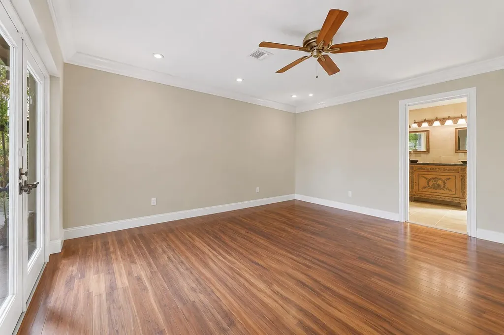 2525 NE 21st Court Fort Lauderdale FL 33305