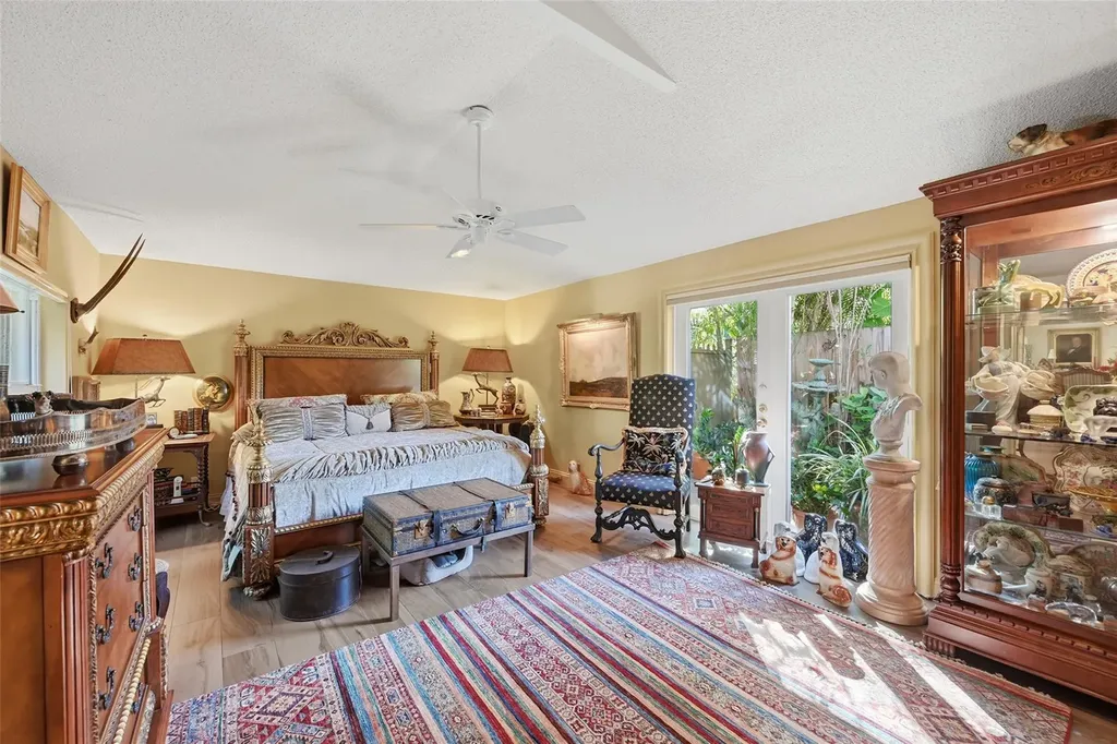 2525 NE 21st Court Fort Lauderdale FL 33305