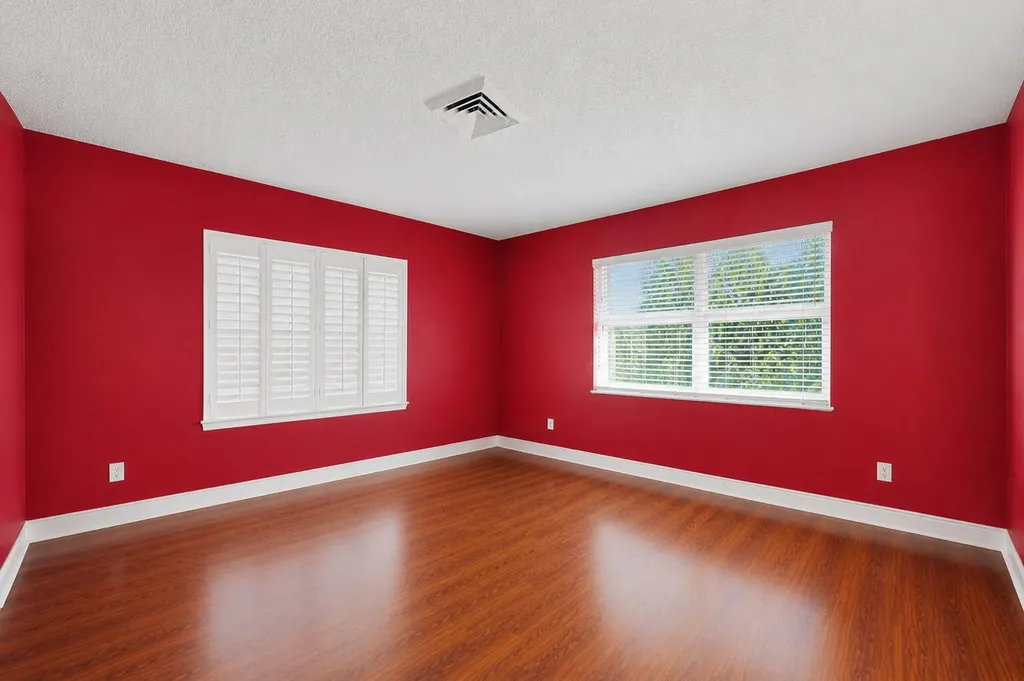 2525 NE 21st Court Fort Lauderdale FL 33305