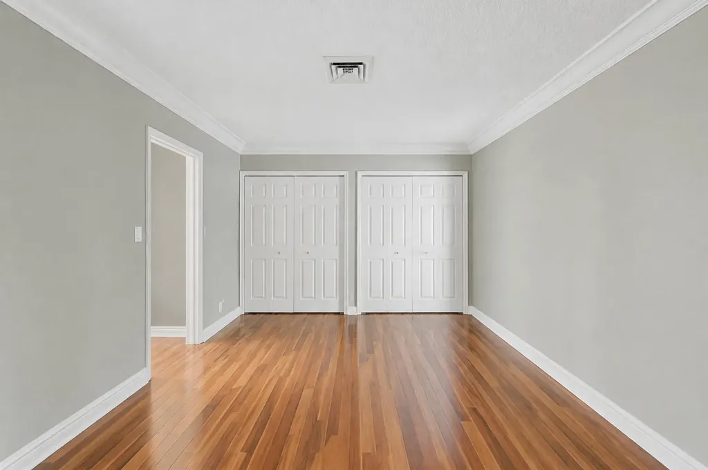 2525 NE 21st Court Fort Lauderdale FL 33305