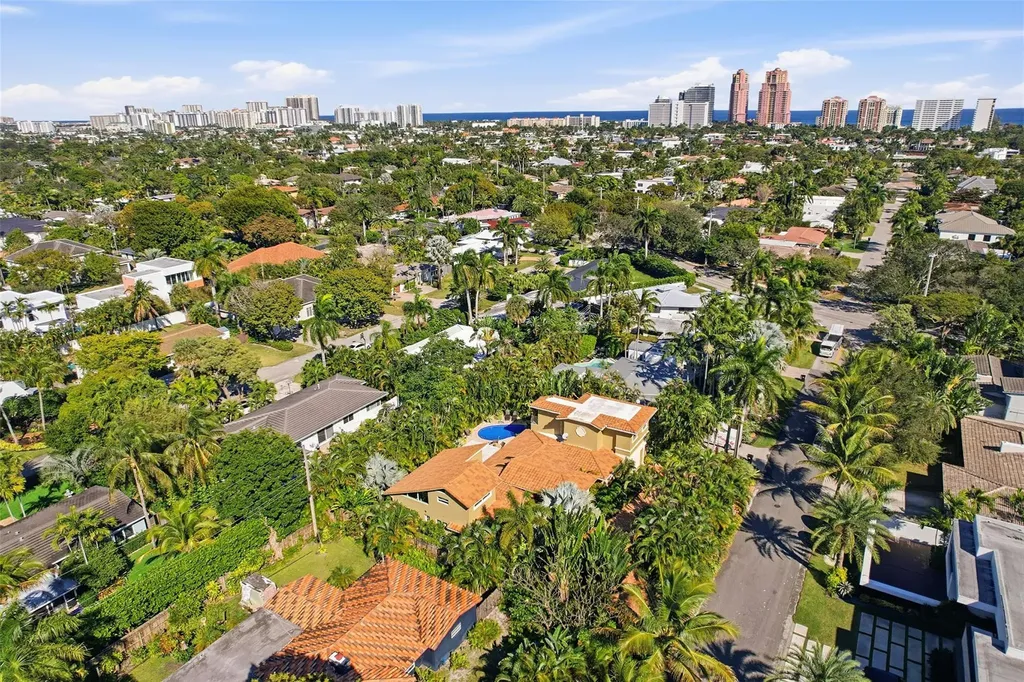 2525 NE 21st Court Fort Lauderdale FL 33305