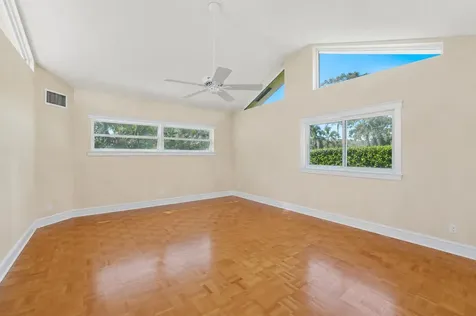 2525 NE 21st Court Fort Lauderdale FL 33305