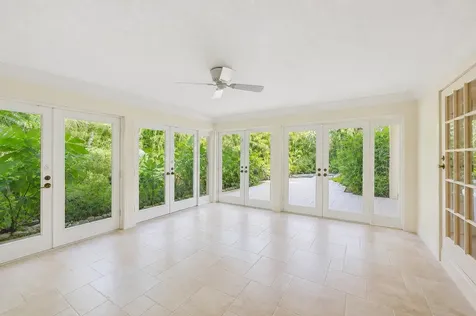 2525 NE 21st Court Fort Lauderdale FL 33305