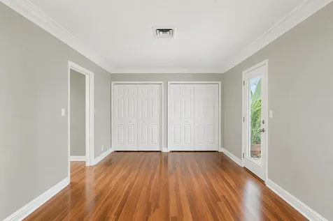 2525 NE 21st Court Fort Lauderdale FL 33305