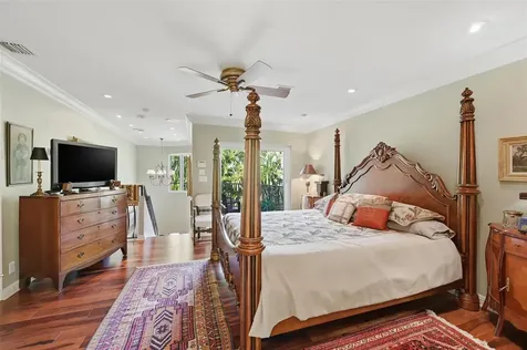 2525 NE 21st Court Fort Lauderdale FL 33305