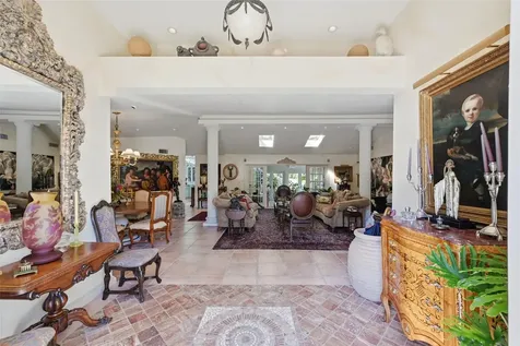 2525 NE 21st Court Fort Lauderdale FL 33305