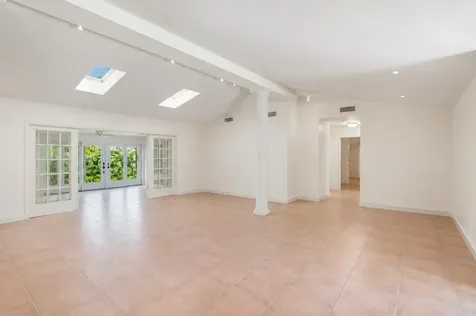 2525 NE 21st Court Fort Lauderdale FL 33305