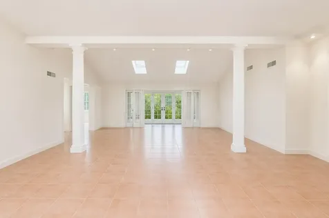 2525 NE 21st Court Fort Lauderdale FL 33305