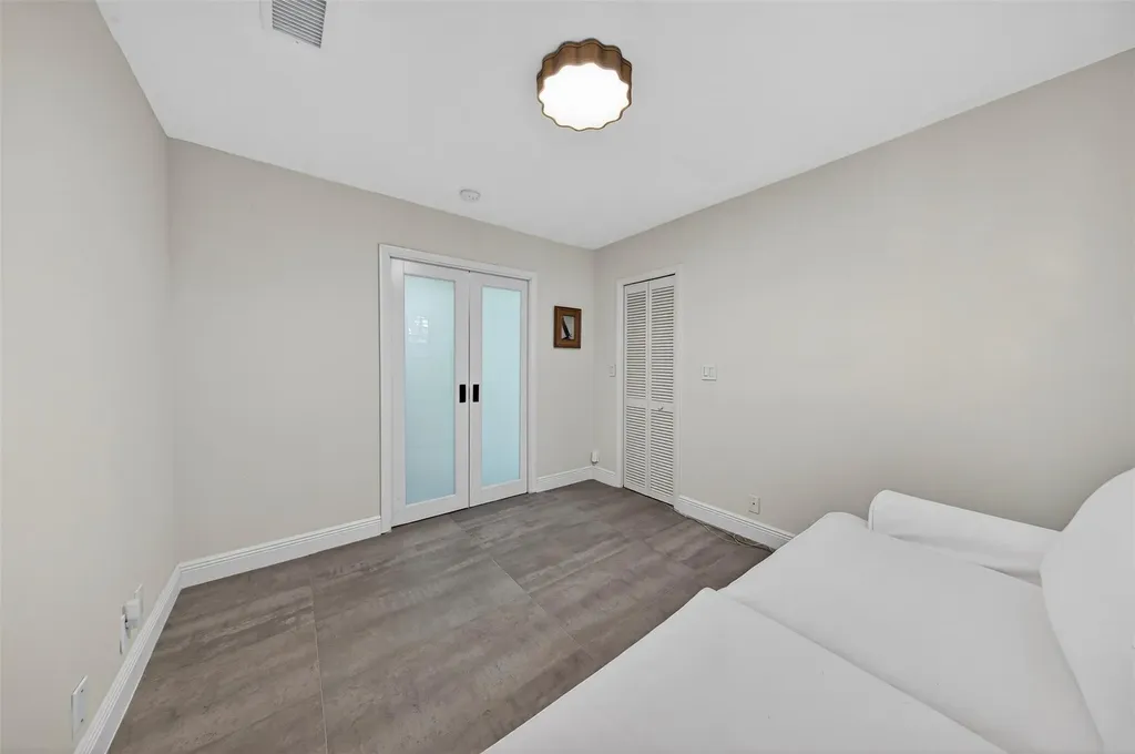 1505 SE 11th Street Fort Lauderdale FL 33316