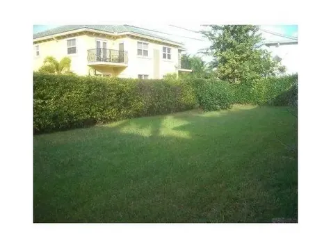 717 NE 4th Street Hallandale Beach FL 33009