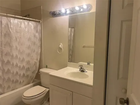 717 NE 4th Street Hallandale Beach FL 33009