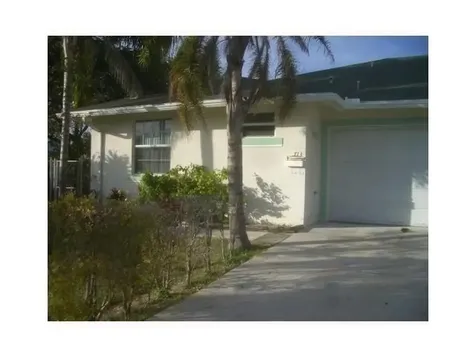 713 NE 4th Street Hallandale Beach FL 33009