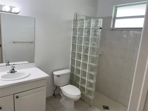 713 NE 4th Street Hallandale Beach FL 33009
