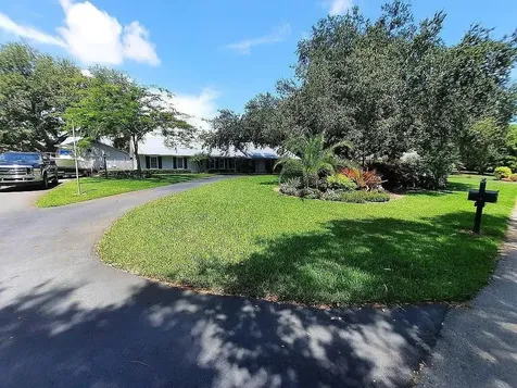 155 31st Avenue Vero Beach FL 32968