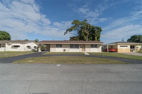 6771 SW 10th Court Pembroke Pines FL 33023