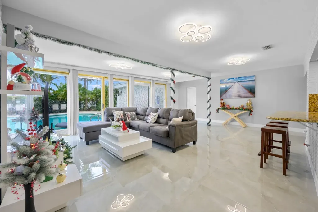 1336 Funston Street Hollywood FL 33019