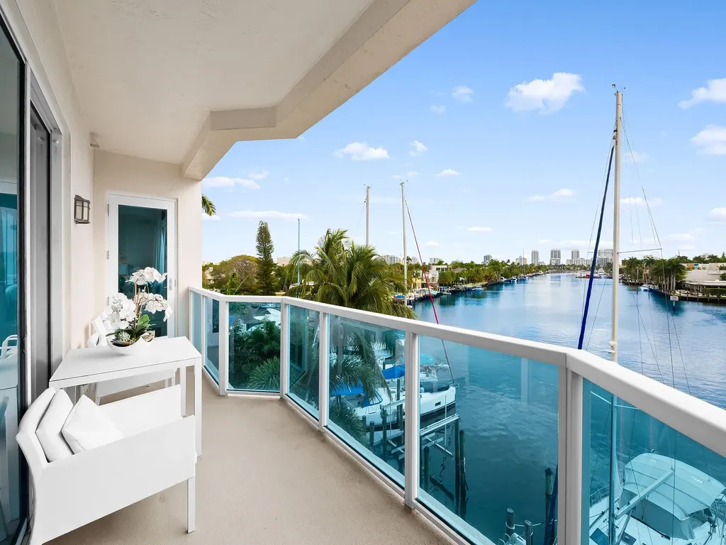 516 Hendricks Isle Fort Lauderdale FL 33301