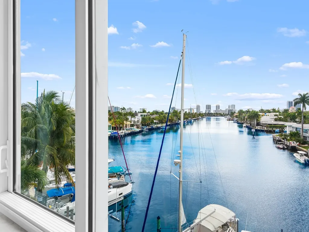 516 Hendricks Isle Fort Lauderdale FL 33301