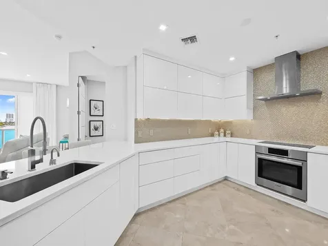 516 Hendricks Isle Fort Lauderdale FL 33301