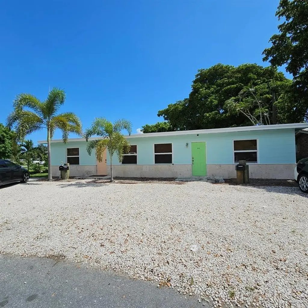 306 NE 13th Avenue Pompano Beach FL 33060