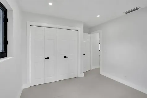 518 Linnet Circle Delray Beach FL 33444
