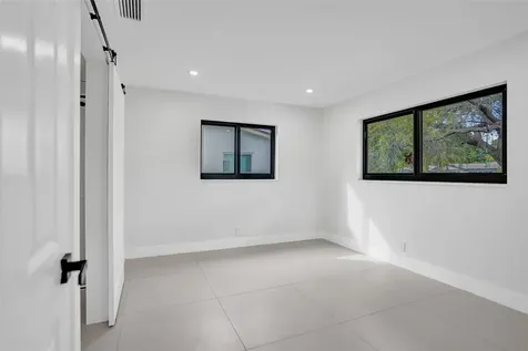 518 Linnet Circle Delray Beach FL 33444