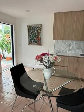 307 N Highland Drive Hollywood FL 33021