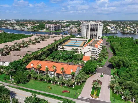 3908 S Ocean Boulevard Highland Beach FL 33487