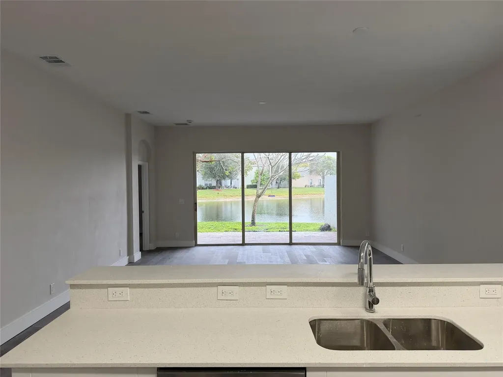 120 Hamilton Terrace Royal Palm Beach FL 33414