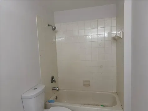 120 Hamilton Terrace Royal Palm Beach FL 33414