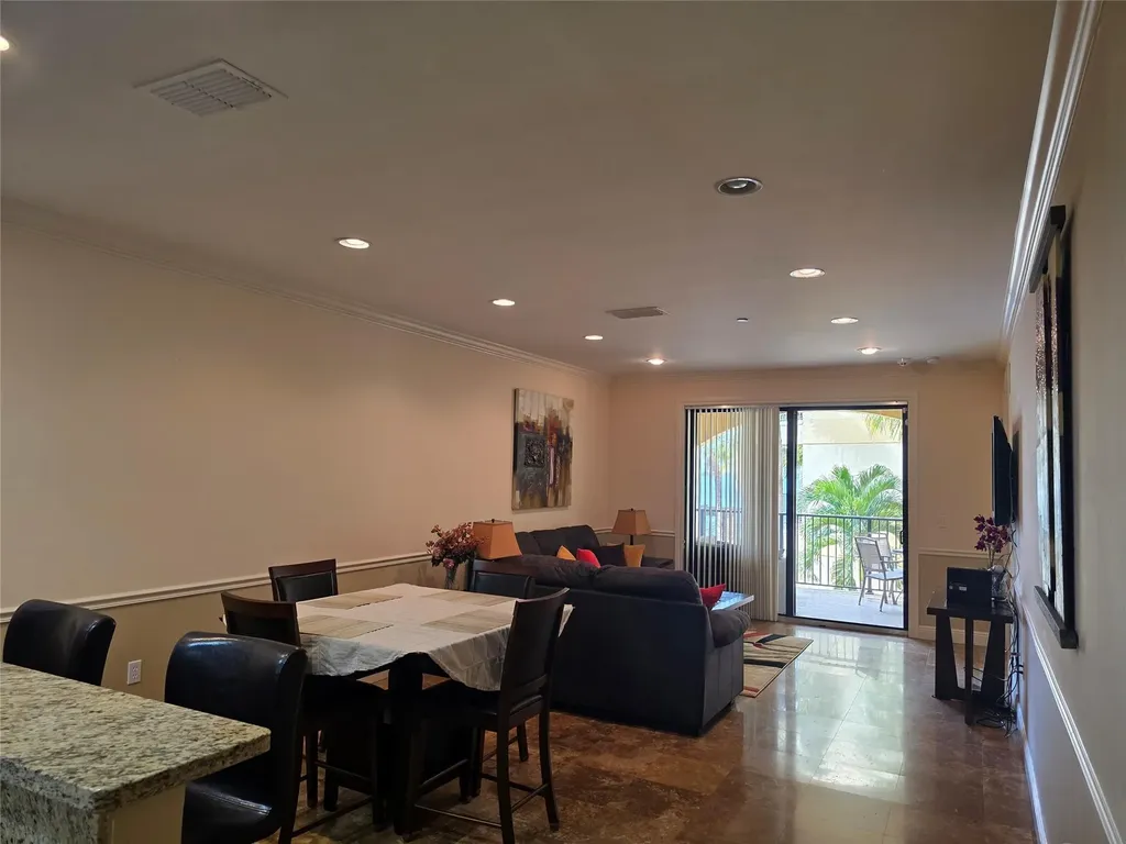 2351 Lakeview Drive Sebring FL 33870