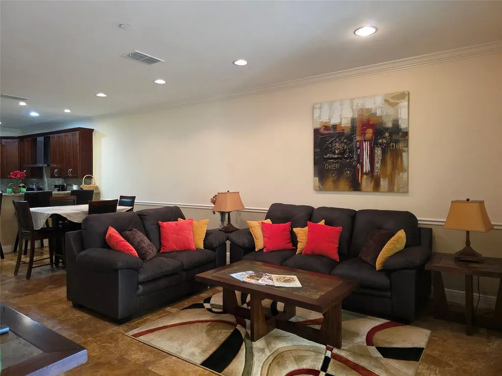 2351 Lakeview Drive Sebring FL 33870