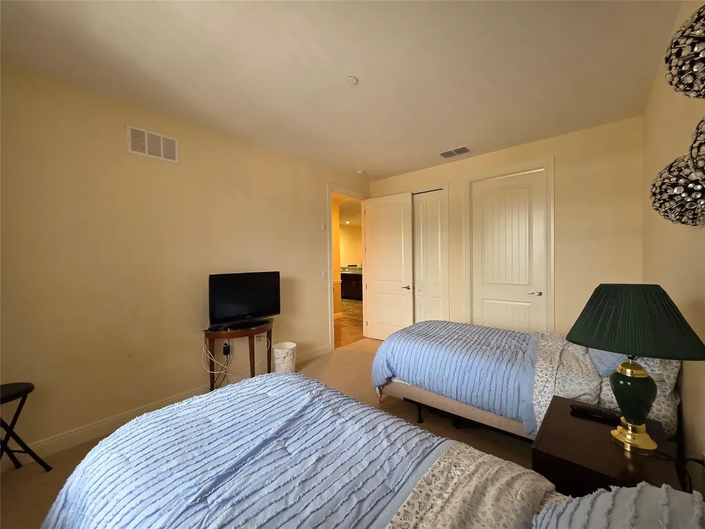 2351 Lakeview Drive Sebring FL 33870