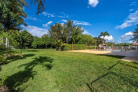 11301 SW 3rd Street Plantation FL 33325