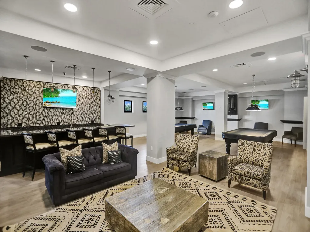 2501 S Ocean Drive Hollywood FL 33019
