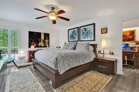 1017 NE 202nd Lane Miami FL 33179