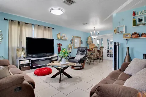 524 SW 72nd Avenue North Lauderdale FL 33068