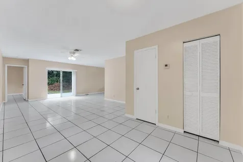 2444 Raleigh Street Hollywood FL 33020