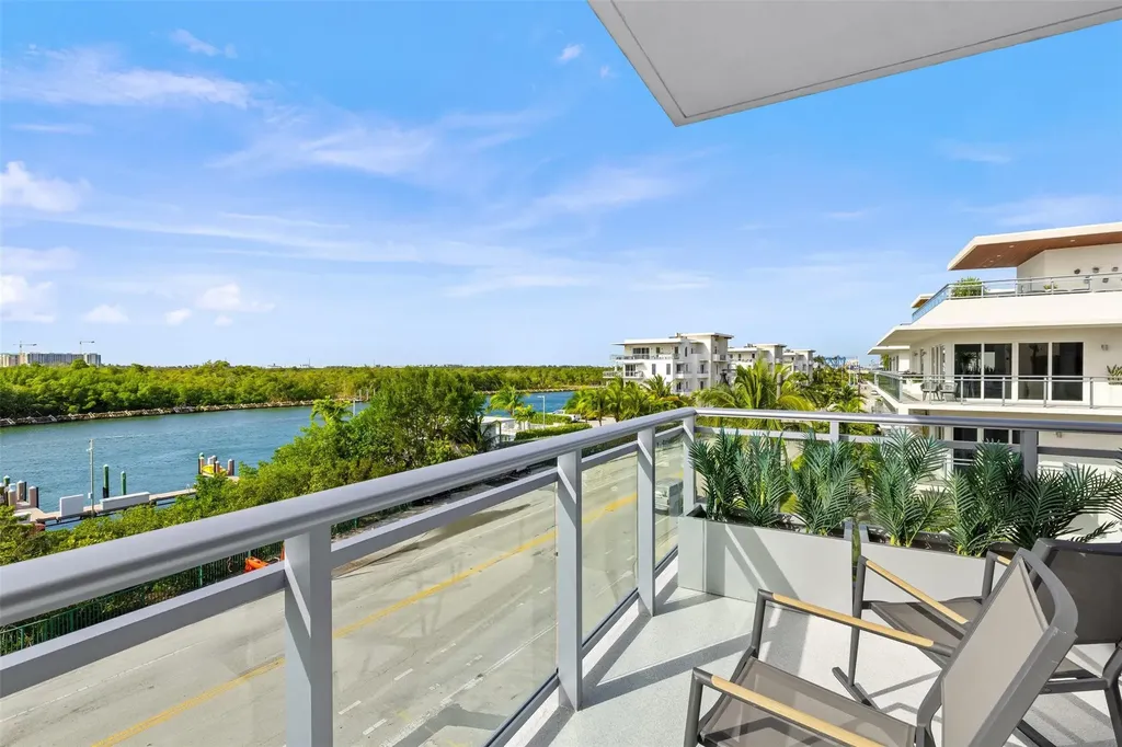 350 Desoto Street Hollywood FL 33019