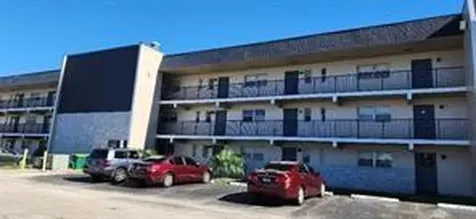 8020 N Colony Circle Tamarac FL 33321
