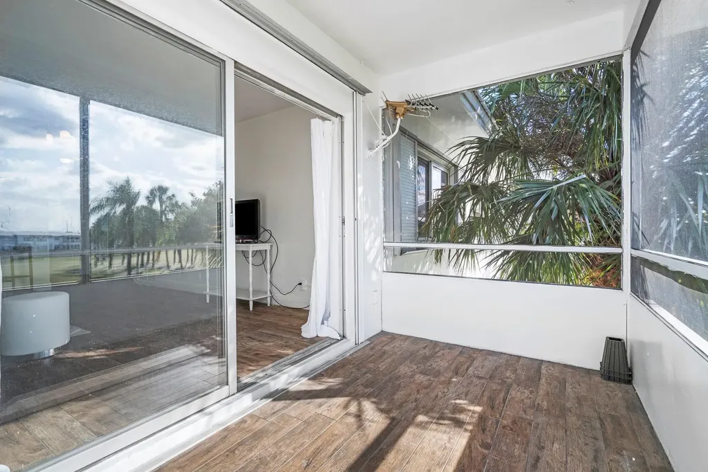 2851 E Golf Boulevard Pompano Beach FL 33064