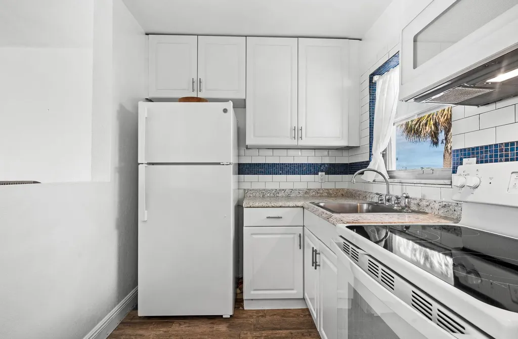2851 E Golf Boulevard Pompano Beach FL 33064