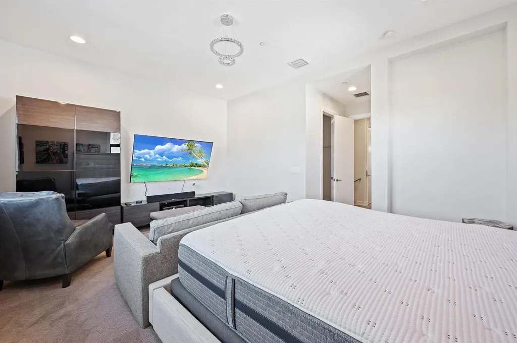 95 Isle Of Venice Drive Fort Lauderdale FL 33301