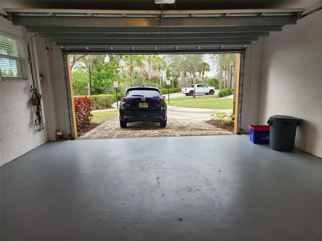 12698 NW 32nd Place Sunrise FL 33323