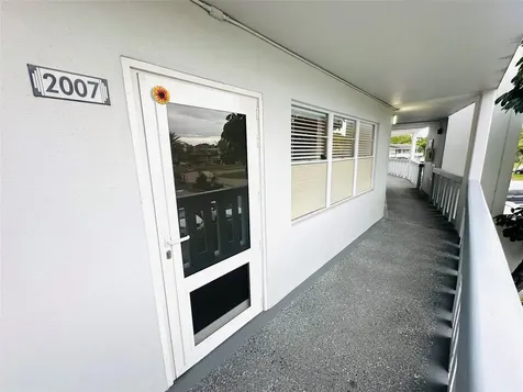 2007 Islewood D Deerfield Beach FL 33442