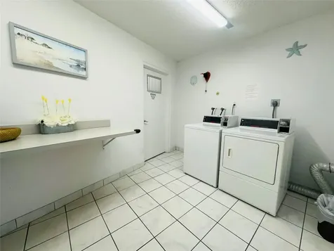 2007 Islewood D Deerfield Beach FL 33442