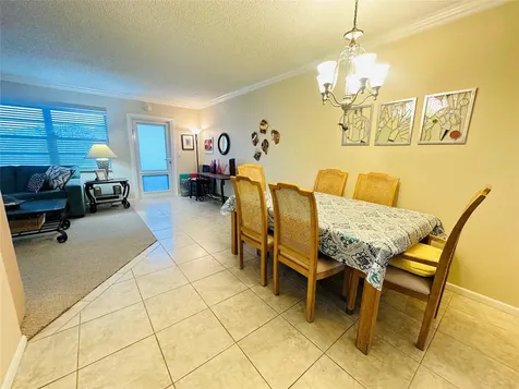 2007 Islewood D Deerfield Beach FL 33442