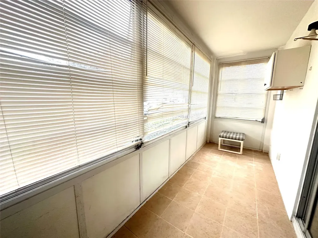 489 Tilford W Deerfield Beach FL 33442