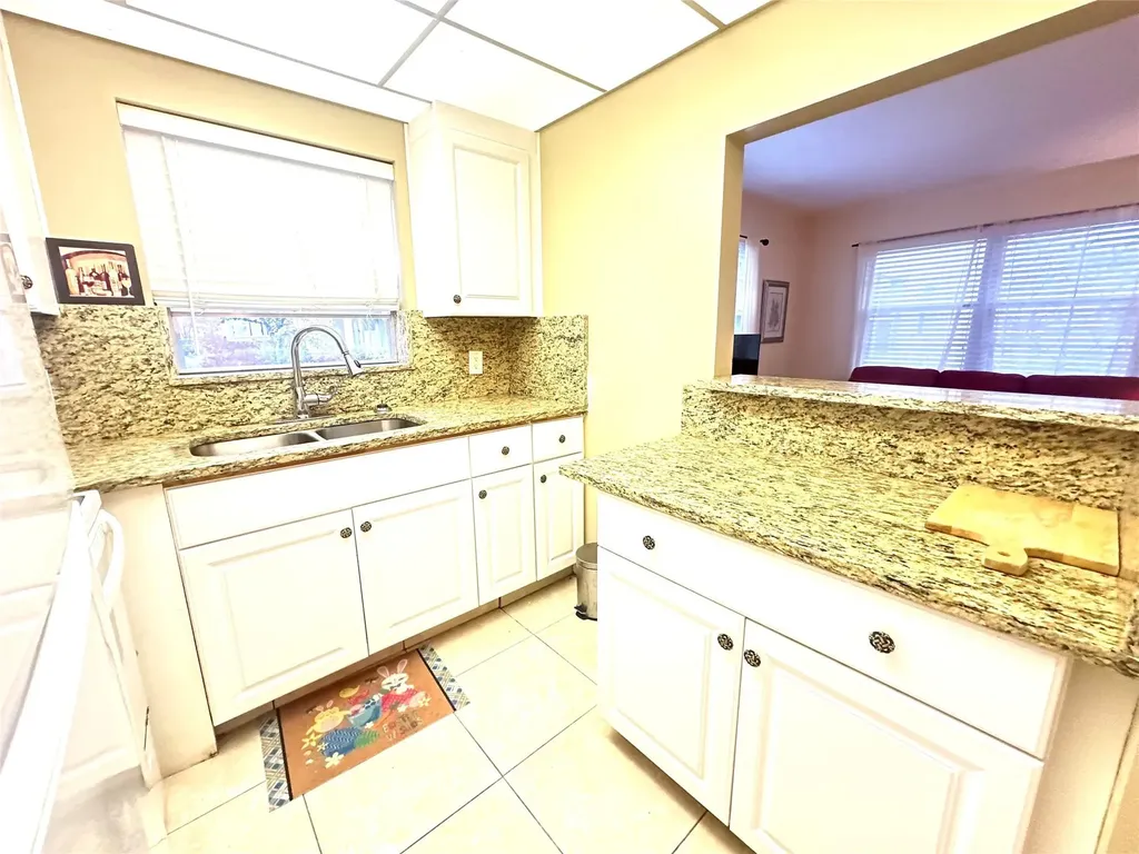 489 Tilford W Deerfield Beach FL 33442