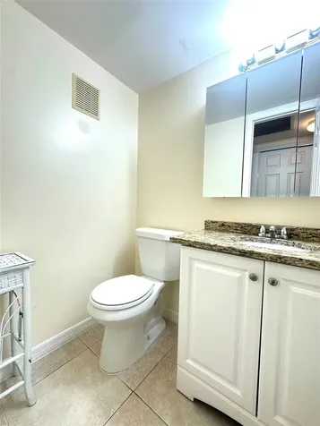 489 Tilford W Deerfield Beach FL 33442